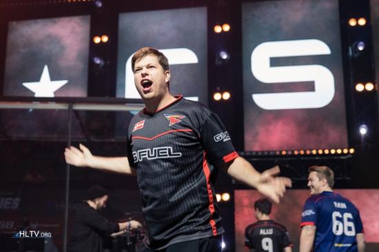 适配而非单 适配而非单